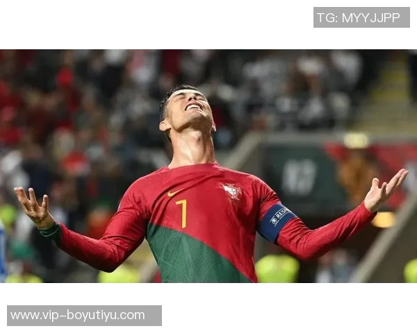 马祖拉称赞西蒙斯逐步适应替补角色最近表现出色令人期待